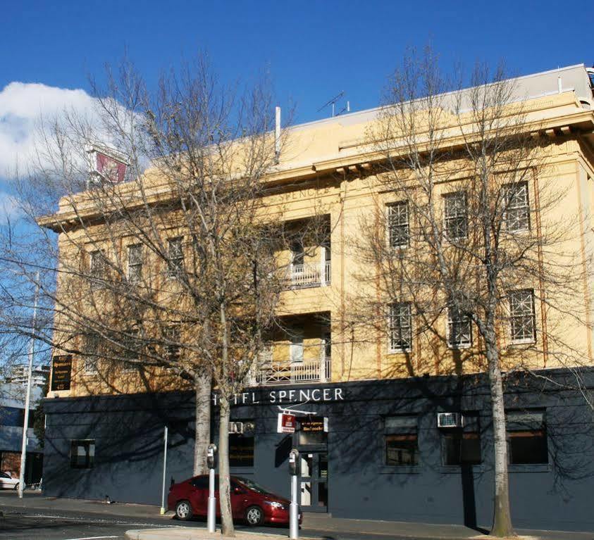Mad Monkey Melbourne Vandrarhem Exteriör bild